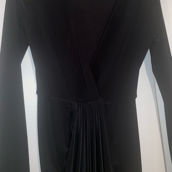 Sexy Long Sleeve Slinky Asymmetrical Black Dress - Picture 3 of 3